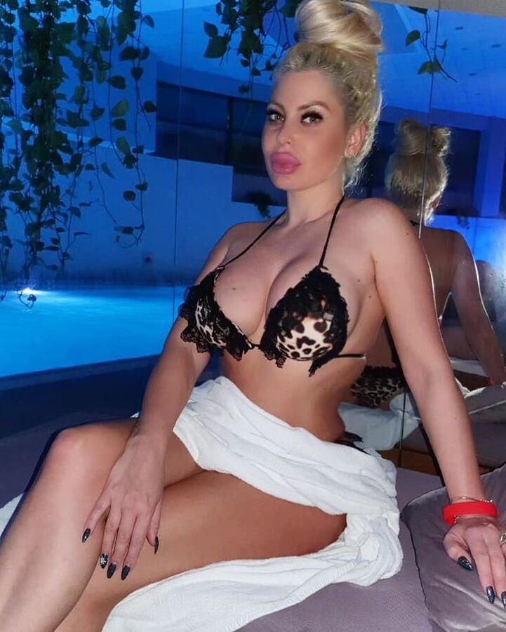 Serbian Hot MILF