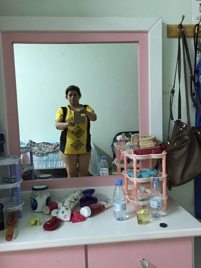 A hot chubby aunty