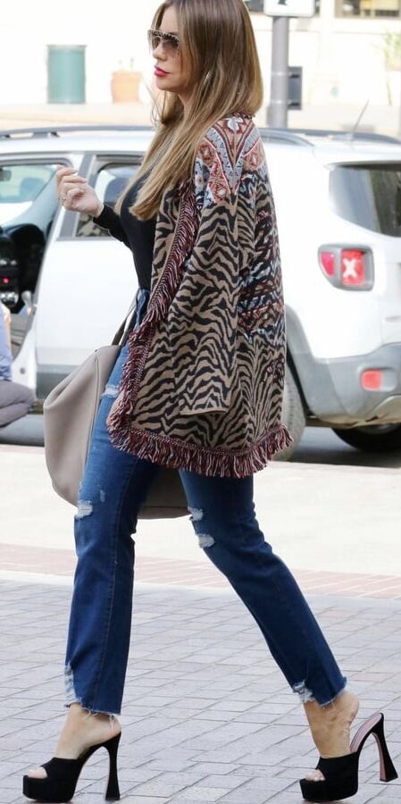 Sofia Vergara in high heels mules