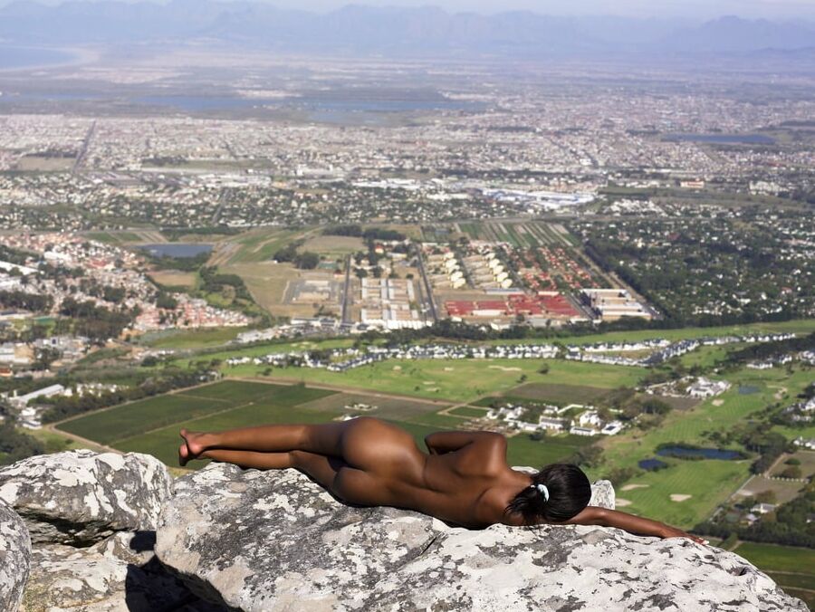 Naomi - On Table Mountain