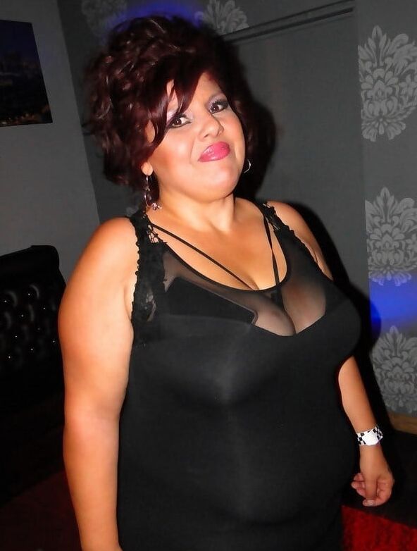 Older and hot (Night out)