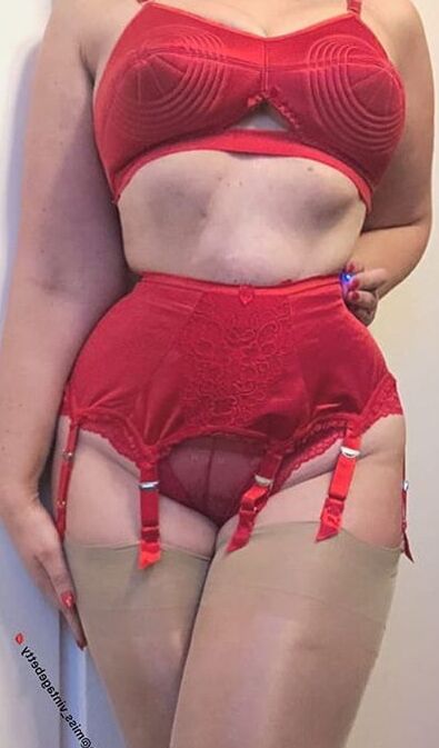 Miss Betty Vintage lingery non nude