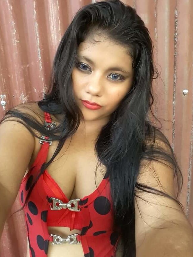 Mariela, a sexy mature, dirty, bitch and perverse to fuck