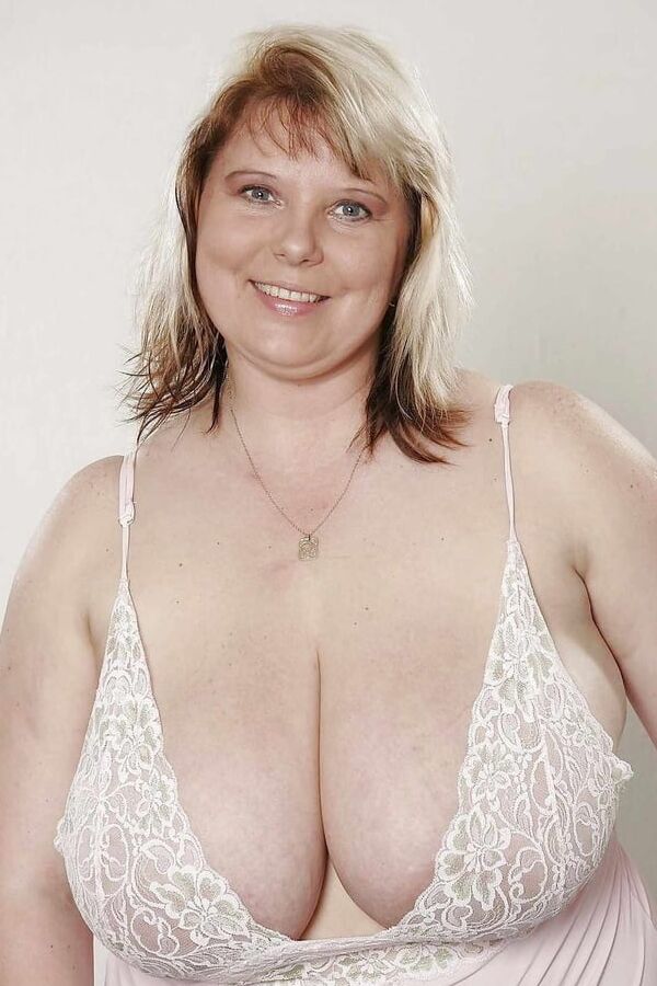 Bbw mix (Mature)