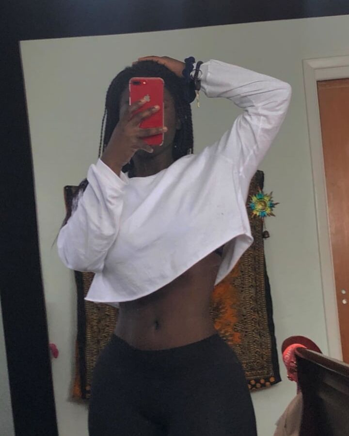 Curvy Black Babe Hogoe