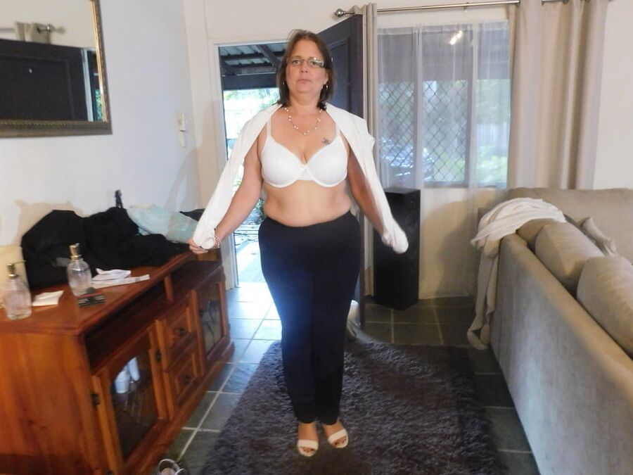 Mrs. Penny - hot and sexy woman!