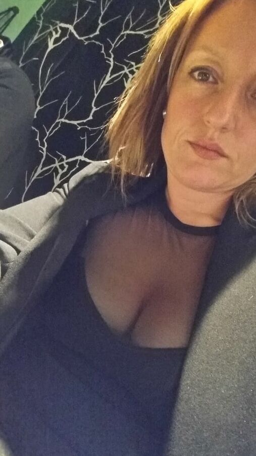 Hot MILF exposed