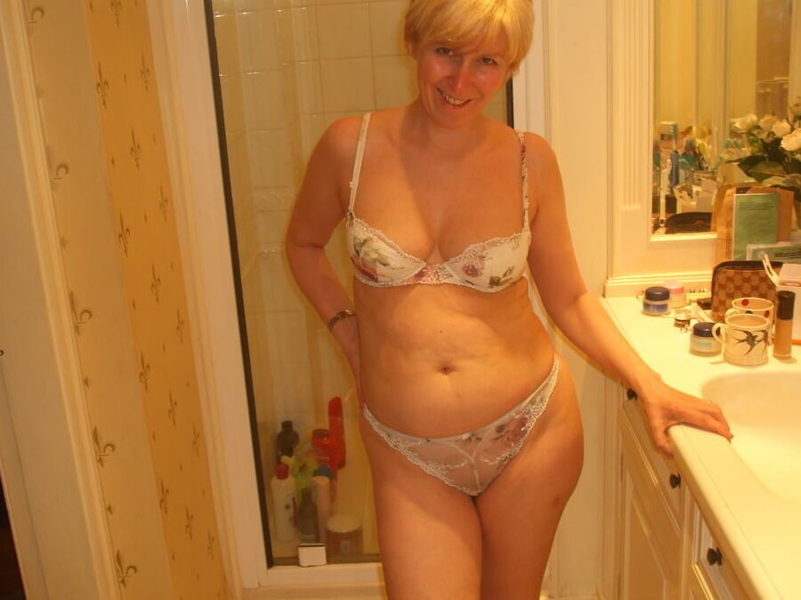 A nice lady who is she