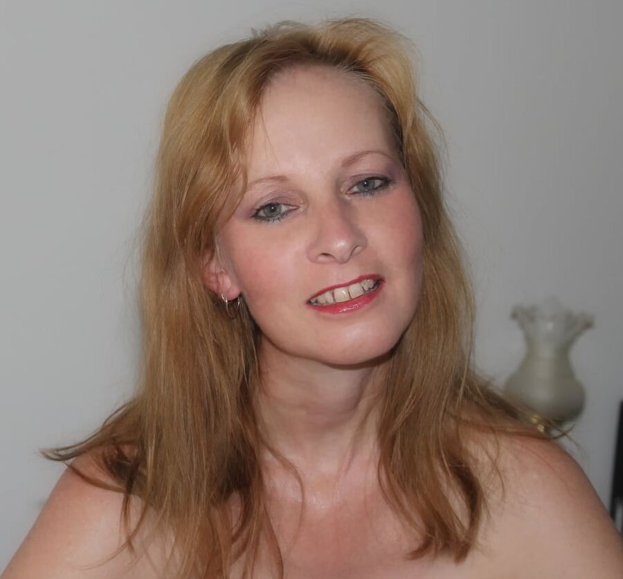 MILF on Display