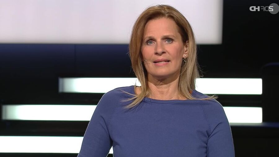 Katrin Mueller-Hohenstein