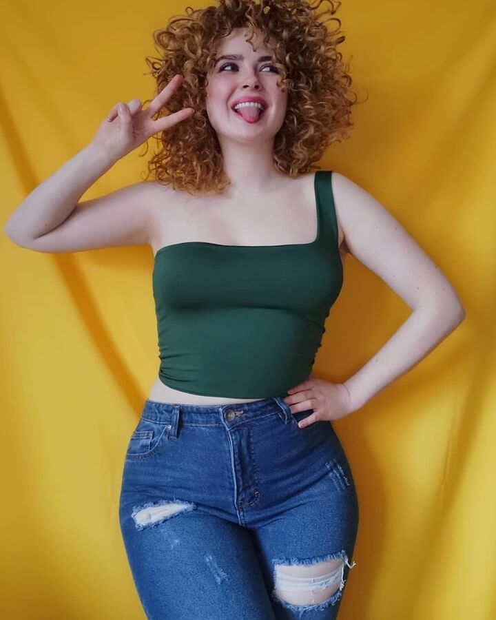 Curly Redhead Fabienne