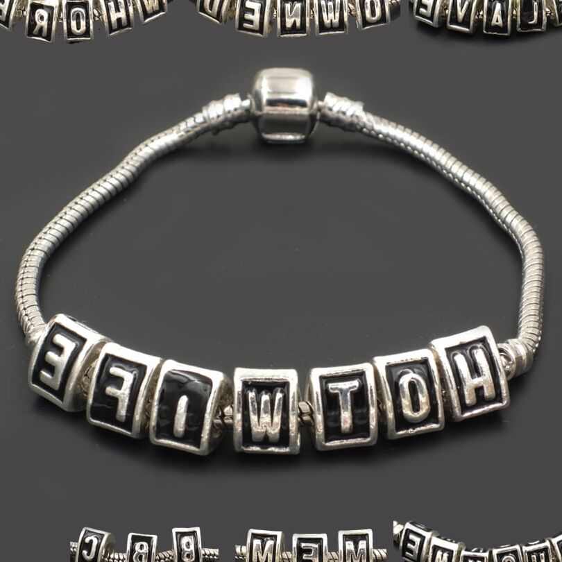 Nice jewelry for hot wives