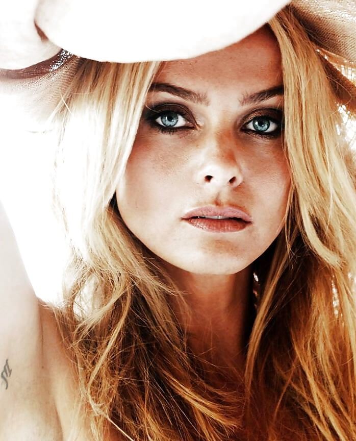 Izabela Scorupco
