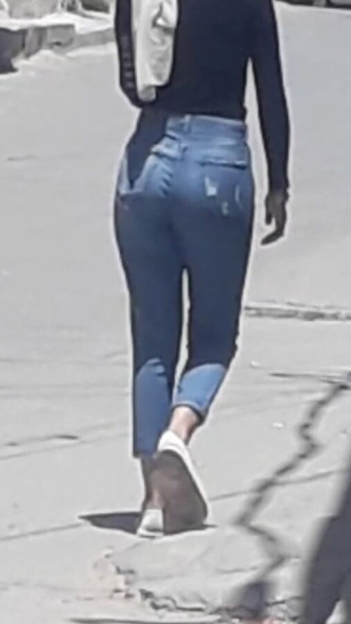 Hijeb sexy ass