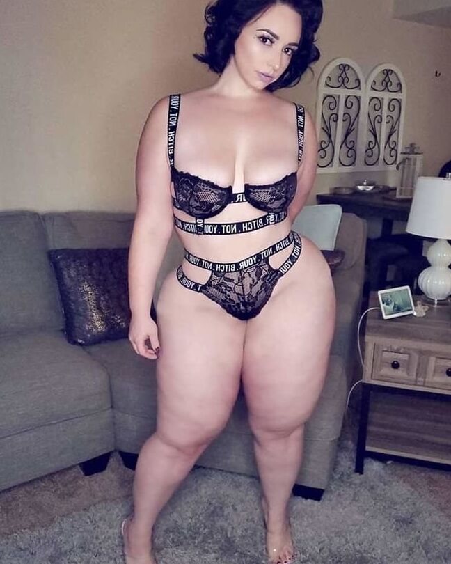 curvy ladies