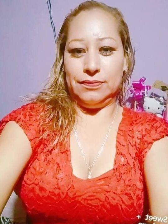 Hot mature housewives looking for huge cocks