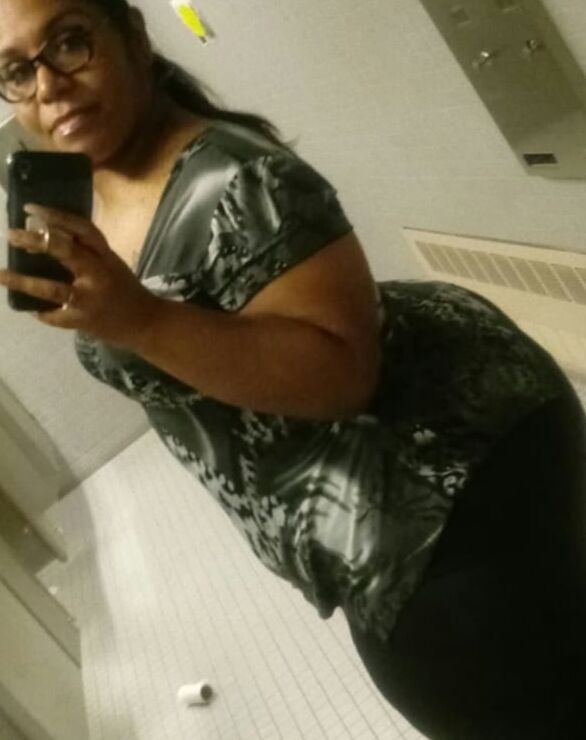 Short sexy chunky mature big booty pear mzthiq bbw