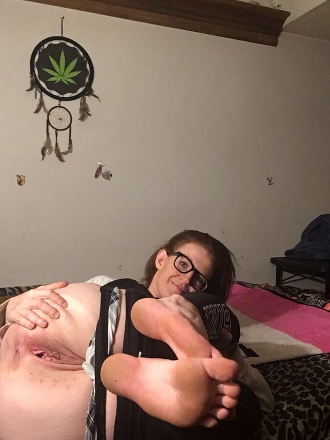 Private Pics - hot horny sexy yo married Mom Milf