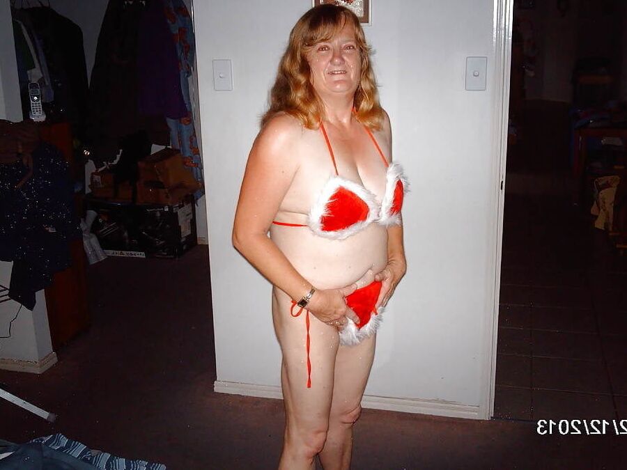 SEXY MILF SUE