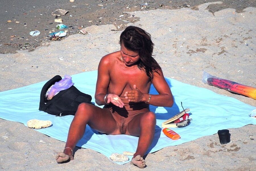 Top Naked Milf from the Fkk Beach