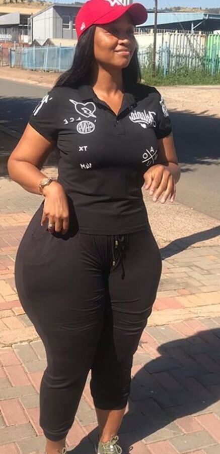 African milf bigbooty pear bbw