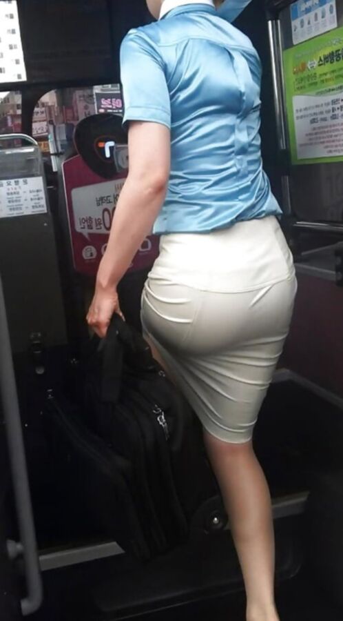 Korean air hostesses
