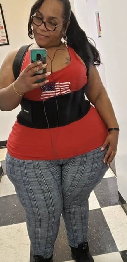 Short sexy chunky mature big booty pear mzthiq bbw