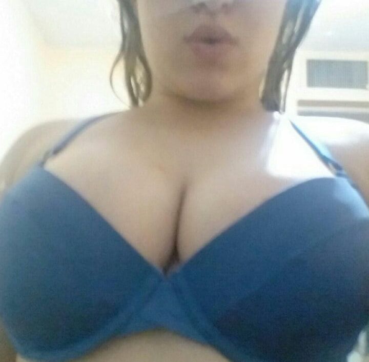 Sexy MILF with Big tits