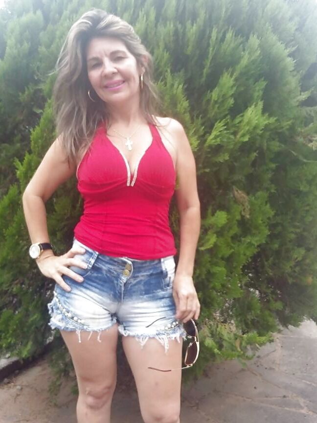 Latina matures