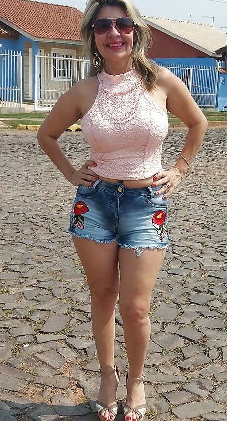 Latina matures