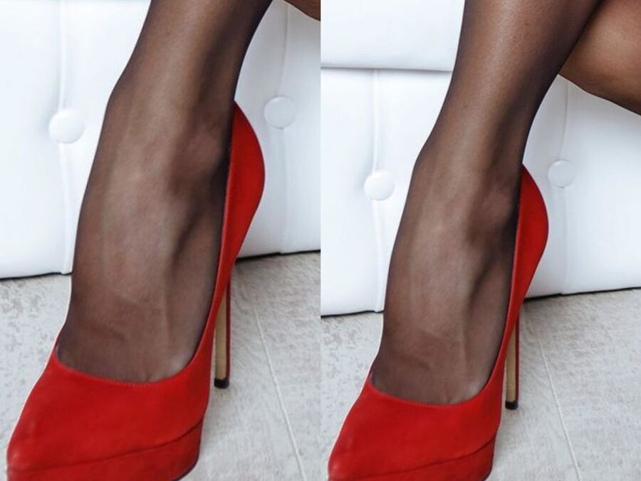 bodybuilder female&;s sexy Legs feet and High heels