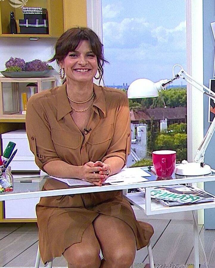 ドイツのテレビ熟女マレーネ・ルーフェン