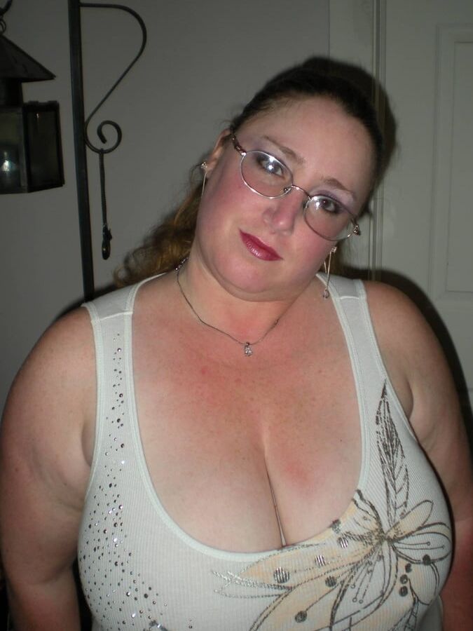 We expect cum in the face