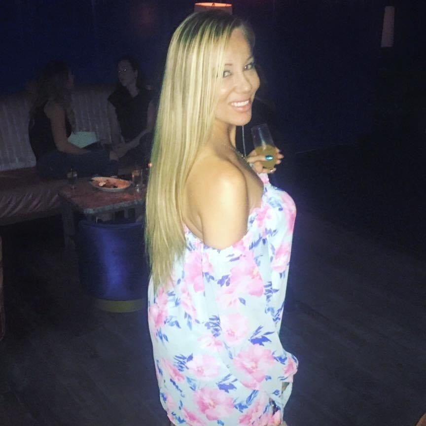 HOT New York Real Estate Agent And Other Girls