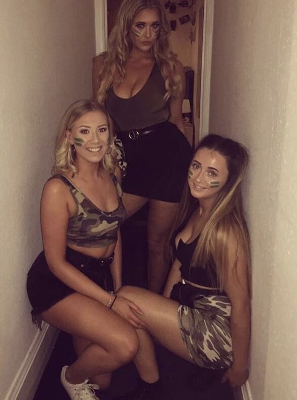Hot British Babe: Lauren