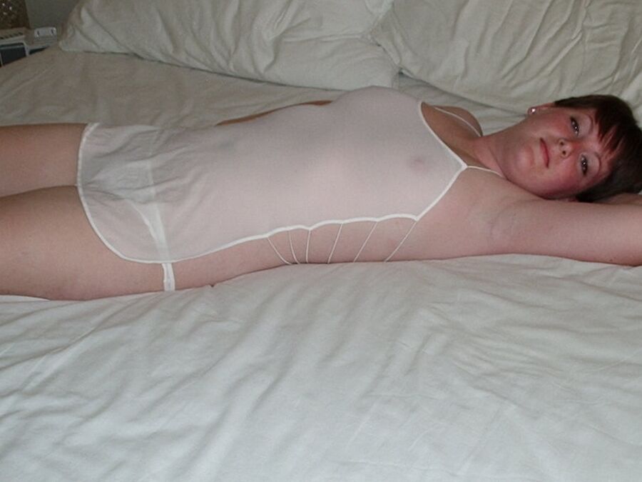 Cute Shorthaired Brunette