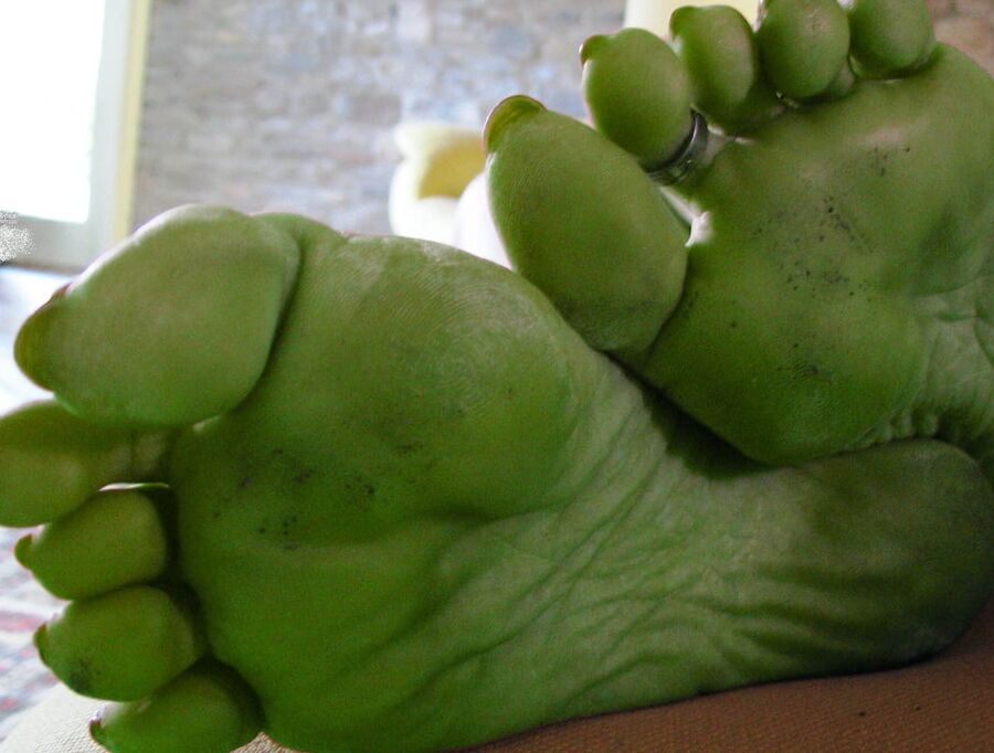 Witch Feet