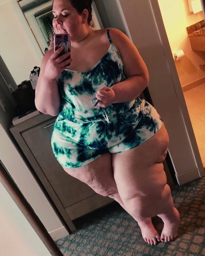 More BBW-selfies