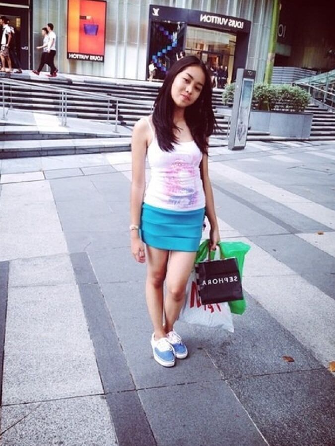 Hot Indonesian Girl (Sonia Secioria)