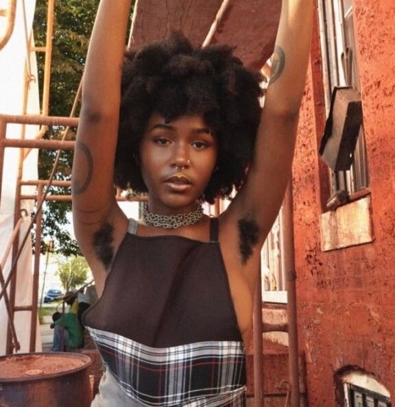 Sexy natural pits, hot ladies