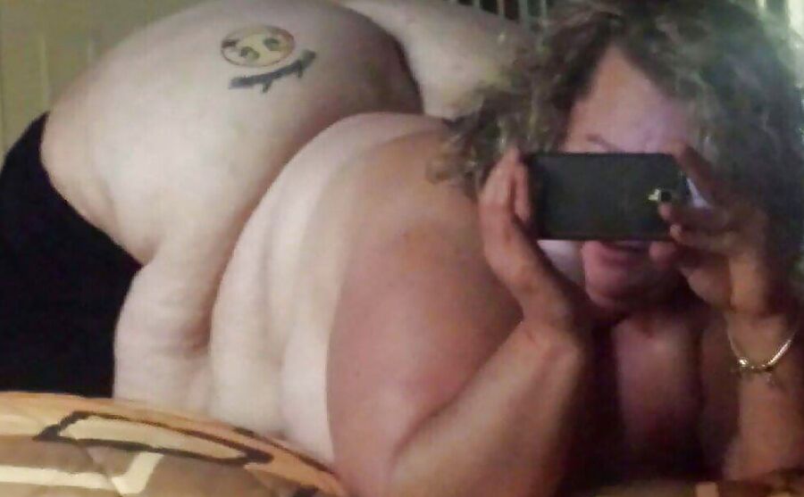 More BBW-selfies