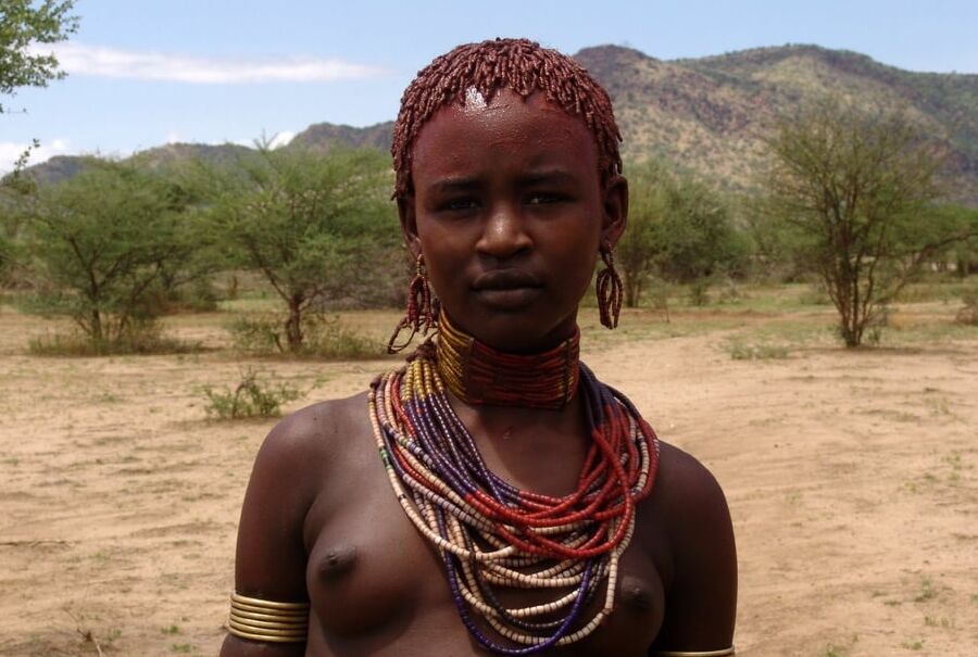 Alb. Tribal Naked -