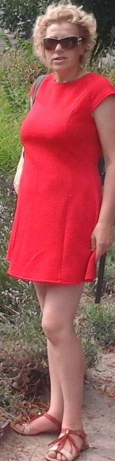 Please share my photos on sex sites