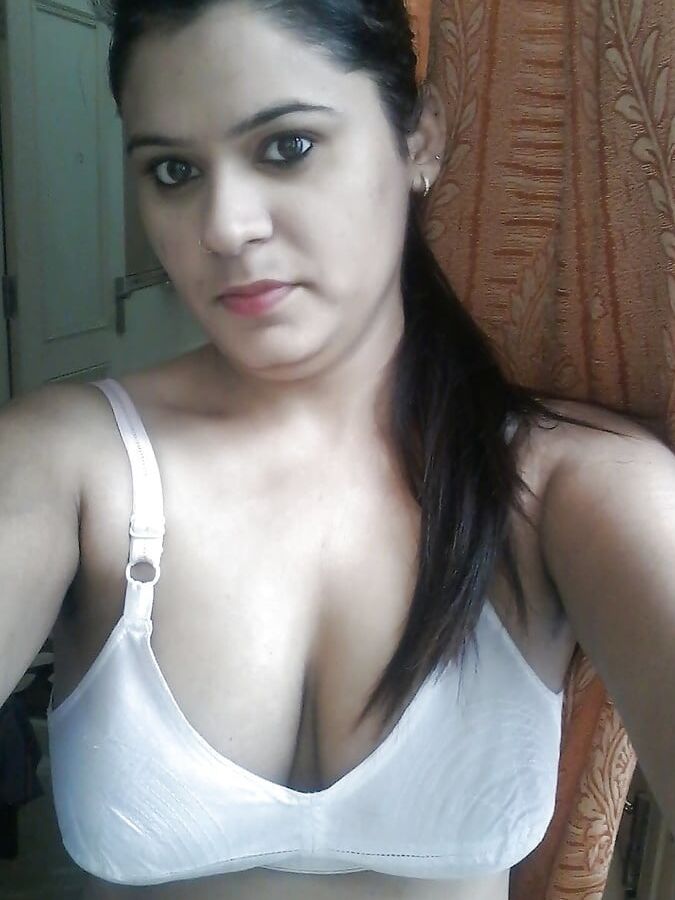 Policz mohini didi ki chuchi