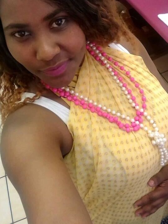African Slut exposed