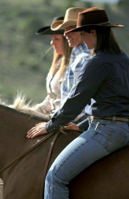 Hot farm girls and cowgirls