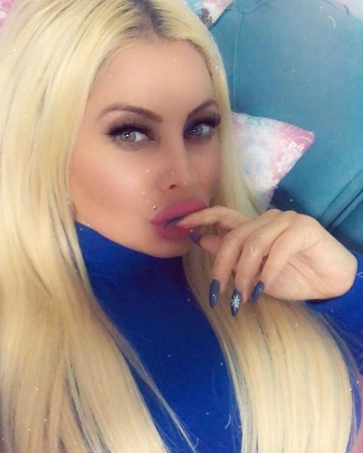 Serbian Hot MILF
