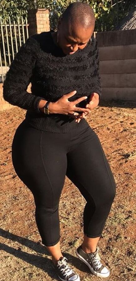 African milf bigbooty pear bbw