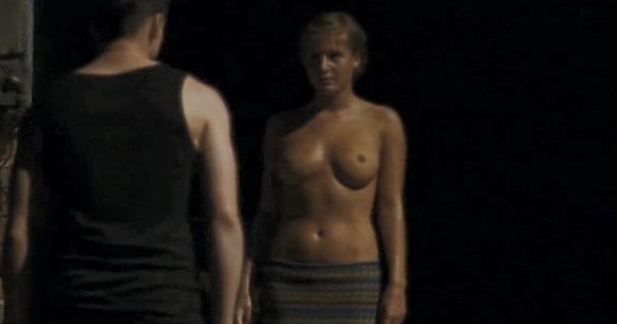 Eszter Foldes (Hungarian Actress)