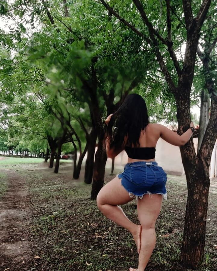 PUTA DO INSTAGRAM: Thays Miller